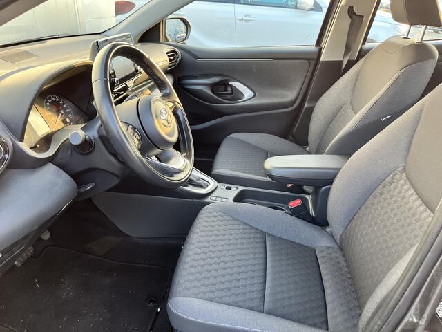 Toyota YARIS 1.5 Hybrid Active NL Auto All Season Apple Carplay Cruise