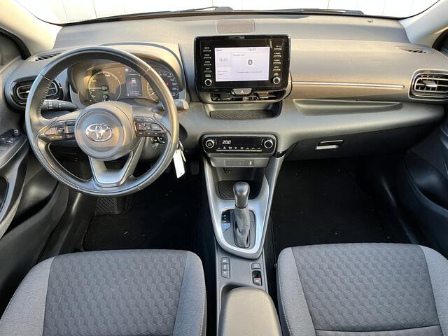 Toyota YARIS 1.5 Hybrid Active NL Auto All Season Apple Carplay Cruise