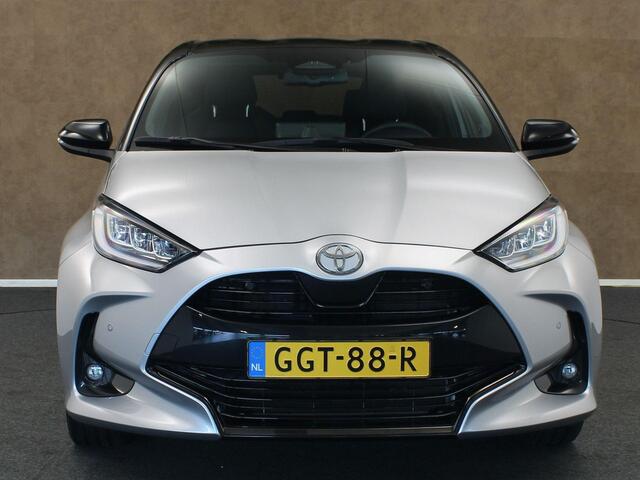 Toyota YARIS 1.5 Hybrid 130 Launch Edition - ORIGINEEL NEDERLANDSE AUTO - JBL PREMIUM AUDIO INSTALLATIE - DODEHOEKDETECTIE - HEAD UP DISPLAY - PARKEERSENSOREN VOOR + ACHTER - ADAPTIEVE CRUISE CONTROL - STUUR-/STOELVERWARMING - BI-TONE LAK - CAMERA