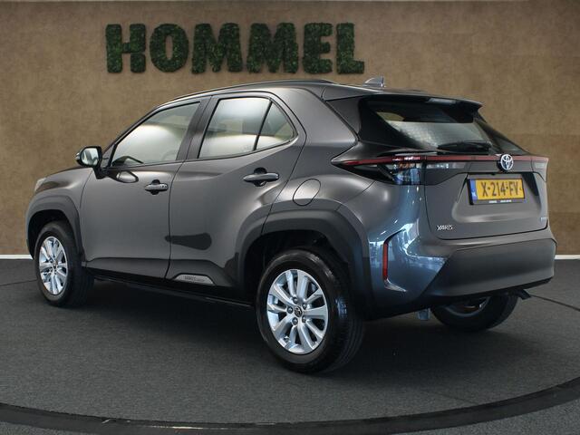 Toyota YARIS Cross 1.5 Hybrid Active - ORIGINEEL NEDERLANDSE AUTO - AFKOMSTIG VAN 1E EIGENAAR - DEALER ONDERHOUDEN - LICHT EN REGENSENSOR - ARMSTEUN VOOR - 4 X ELEKTRISCHE RAMEN - 16 INCH LICHT METALEN VELGEN - CAMERA - DAB AUDIO - APPLE CARPLAY/ ANDROID AUTO