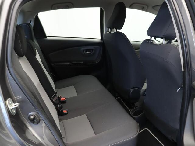 Toyota YARIS 1.5 Hybrid Design Sport | Achteruitrijcamera | Climate Control | Cruise Control |