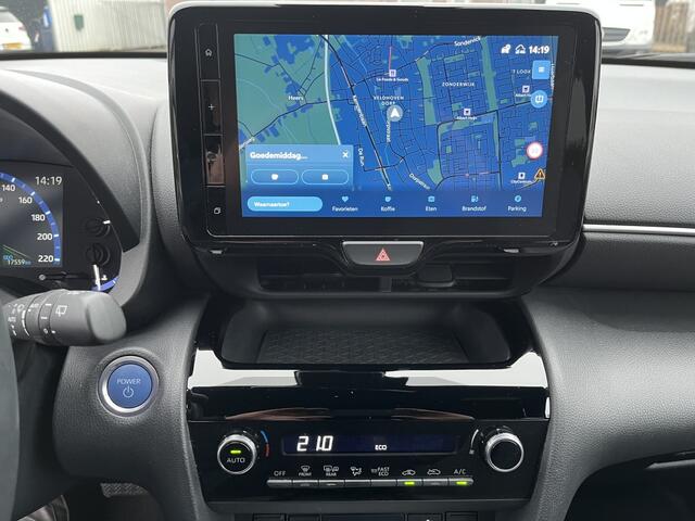 Toyota YARIS Cross 1.5 Hybrid TeamD | Ad. Cruise | Navi | Camera | Winter-pakket