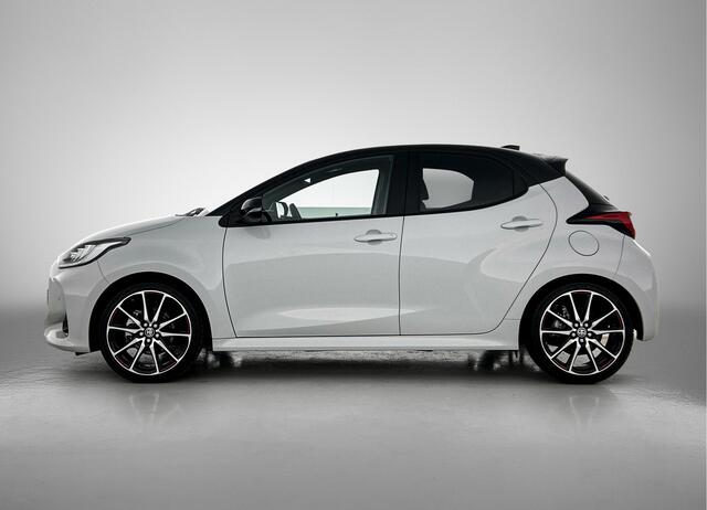 Toyota YARIS 1.5 Hybrid GR Sport | BTW Voertuig | JBL | Sportstoelen | Panorama dak |