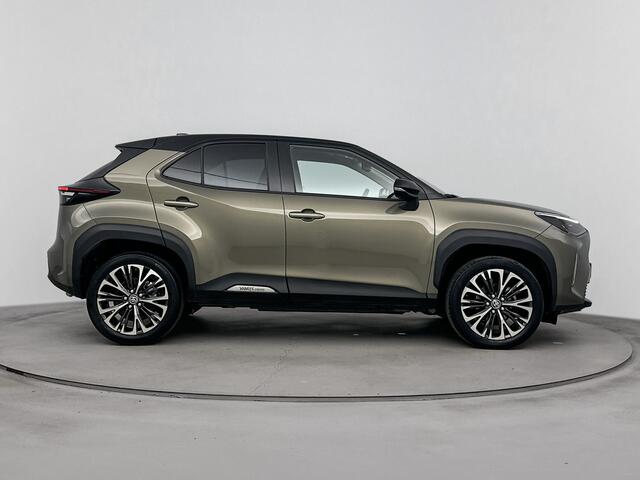 Toyota YARIS Cross 1.5 Hybrid Executive | Head-up display | Stoelverwarming |