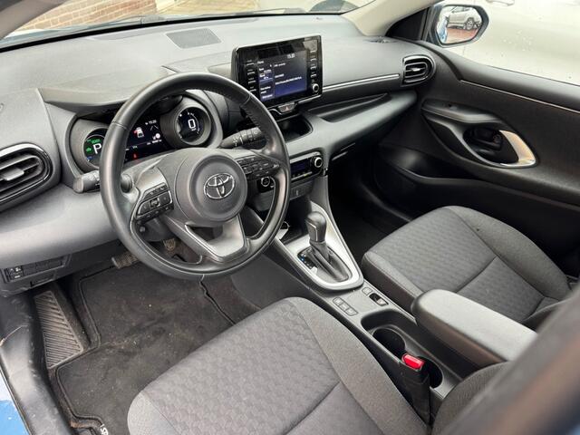 Toyota YARIS 1.5 HYBRID DYNAMIC CAMERA/LED/CARPLAY/ACC-CRUISE/NL-AUTO/1 EIG.
