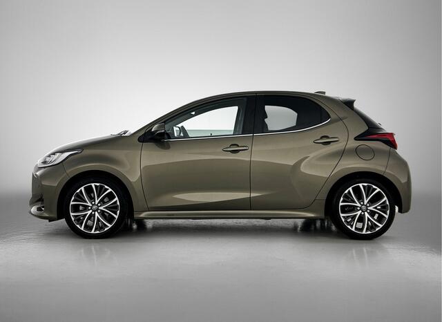 Toyota YARIS 1.5 Hybrid Style Limited | Stoel-/Stuurverwarming | Parkeersensoren V+A | JBL | Lichtmetalen Velgen |