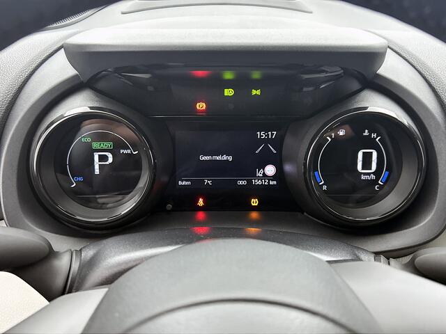 Toyota YARIS 1.5 Hybrid Style Limited | Stoel-/Stuurverwarming | Parkeersensoren V+A | JBL | Lichtmetalen Velgen |