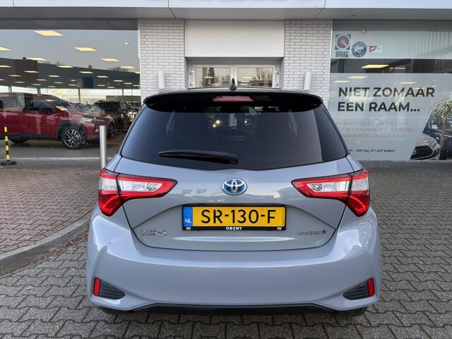 Toyota YARIS 1.5 Hybrid Bi-Tone Plus | Panoramadak | Navi | Cruise Control