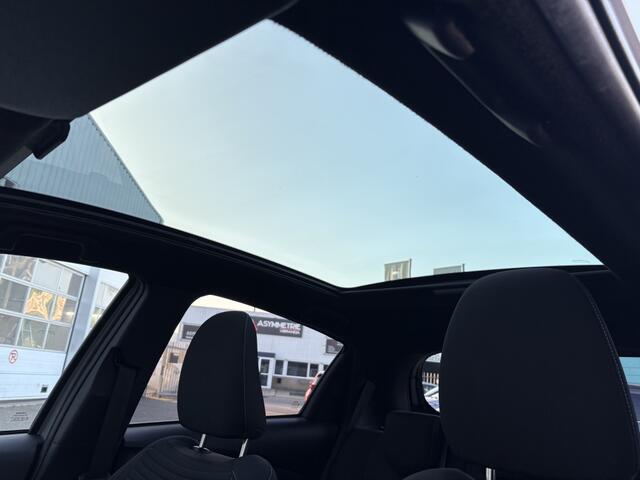 Toyota YARIS 1.5 Hybrid Bi-Tone Plus | Panoramadak | Navi | Cruise Control