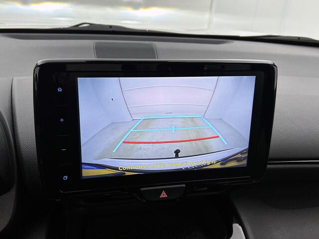 Toyota YARIS Cross 1.5 Hybrid Explore | 1e Eigenaar | NIEUW GELEVERD & ONDERHOUDEN | Trekhaak | Stoelverwarming | PDC |