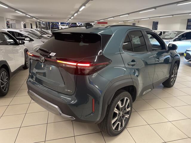 Toyota YARIS Cross 1.5 Hybrid 130 Executive | Stuur- & Stoelverwarming | Dodehoek detectie | Parkeersensoren | Navigatie | Elektrische kofferbak