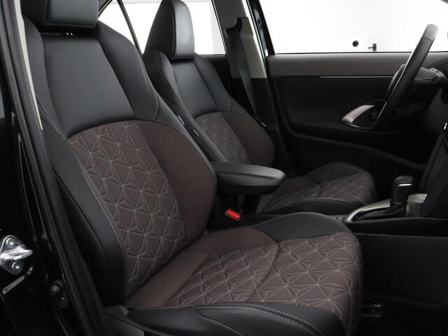 Toyota YARIS Cross 1.5 HYBRID 130 EXECUTIVE GARANTIE 9-2035 LEDER.STUUR/STOELVERW.DODE HOEK SENSOR. PDC V+A.ELEKTR.KOFFERBAK