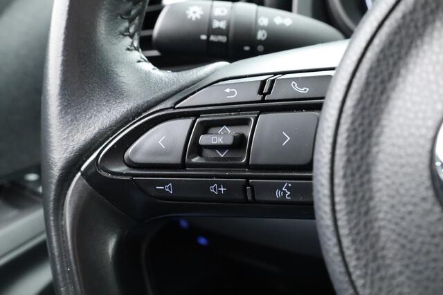 Toyota YARIS Cross 1.5 Hybrid Dynamic | Navi | Cruise | Apple CarPlay & Android Auto | PDC V+A | Camera | Stoelverw. | Dodehoekdet. | LED GERESERVEERD TOT MAANDAG