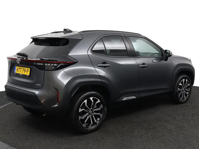 Toyota YARIS Cross 1.5 Hybrid 115 Dynamic | Parkeersensoren Rondom | Stuur en Stoelverwarming | Keyless Entry | Navigatie |