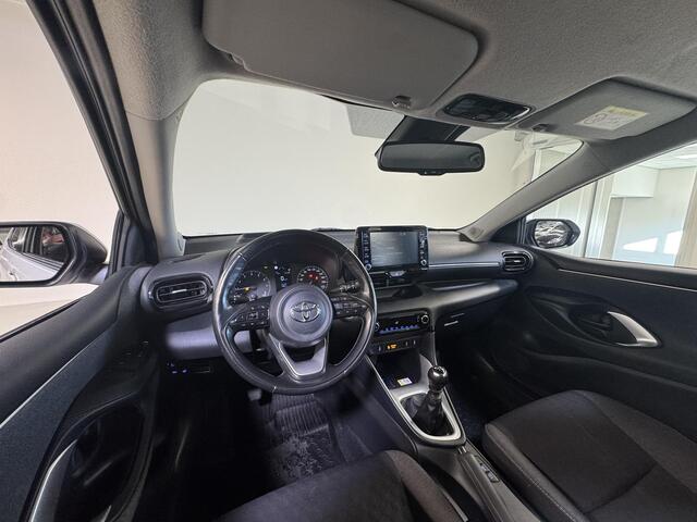 Toyota YARIS 1.5 VVT-i Dynamic | Keyless | Carplay | LED |