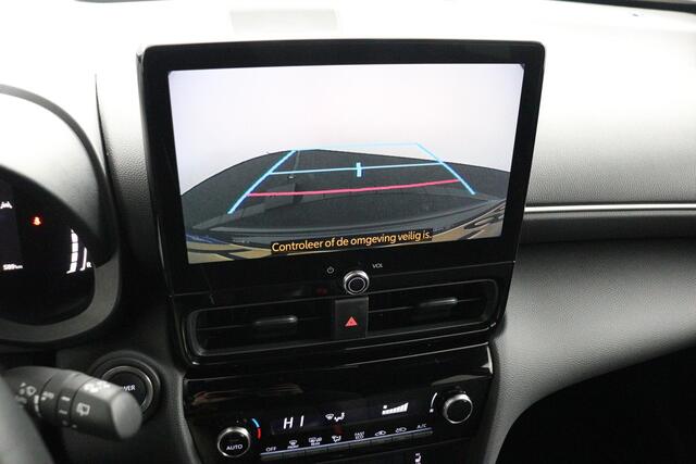 Toyota YARIS Cross 1.5 Hybrid 115 Dynamic | Comfort Pack | Parkeer sensoren | Stuur stoel verwarming |