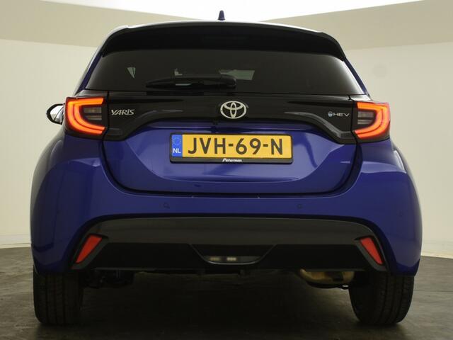 Toyota YARIS 1.5 Hybrid 130 Executive | JBL audio | Blind Spot |