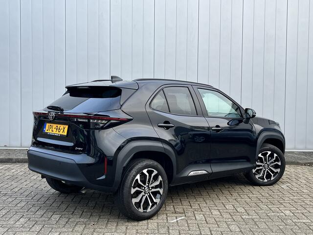 Toyota YARIS Cross 1.5 Hybrid 115 Dynamic Limited Parkeersensoren Stoel Stuur Verwarming PDC
