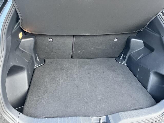 Toyota YARIS Cross 1.5 Hybrid 115 Dynamic Limited Parkeersensoren Stoel Stuur Verwarming PDC