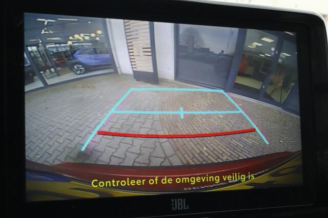 Toyota YARIS Cross 1.5 Hybrid Adventure Electr. A-klep | Stuur en stoelverwarming