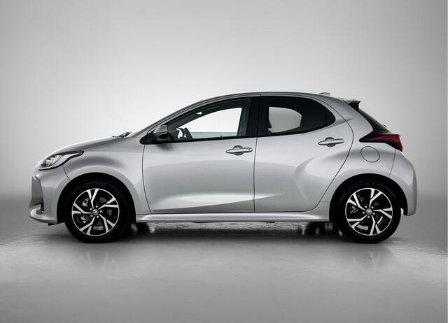 Toyota YARIS 1.5 Hybrid 115 First Edition | BTW voertuig | Stoelverwarming | Achteruitrijcamera |