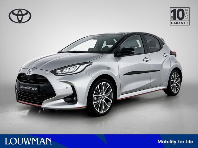 Toyota YARIS 1.5 Hybrid 130 Executive | Blindspot | Stoel + Stuurverwarming | Red Pack | Chrome Pack | Full Option |