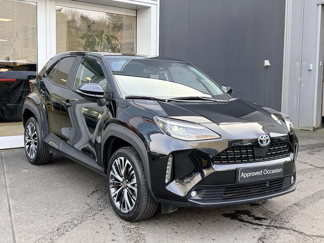 Toyota YARIS Cross 1.5 Hybrid Executive 18 inch | Panoramadak | Half leder | Parkeersensoren rondom