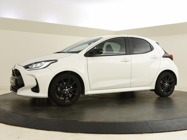 Toyota YARIS 1.5 Hybrid Executive | BSM | Parkeersensoren V + A