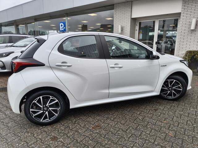 Toyota YARIS 1.5 Hybrid Dynamic | Navi | Keyless Entry/Start | Android Auto