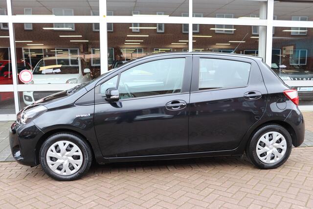Toyota YARIS 1.5 Hybrid Active Automaat Achteruitrij camera.
