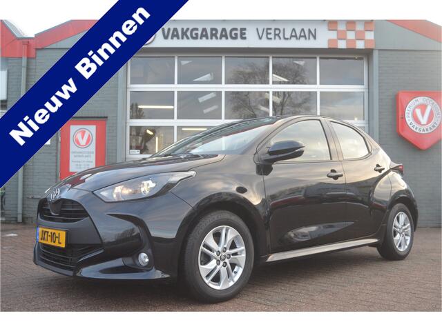Toyota YARIS 1.5 VVT-i Business camera