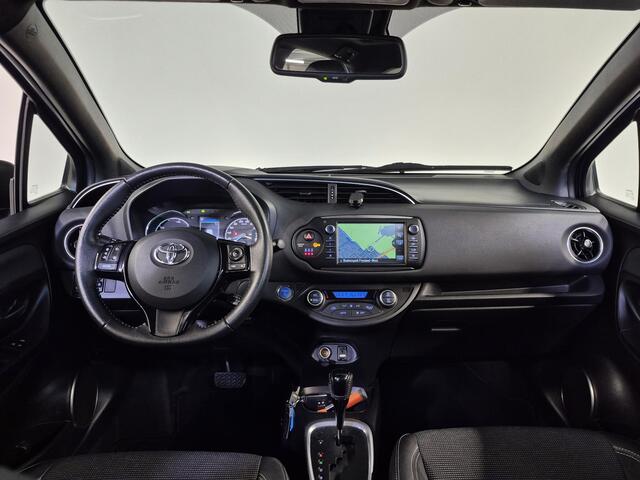 Toyota YARIS 1.5 Hybrid Executive | Dealeronderhouden | Panorama dak | Keyless | Clima | All-season |