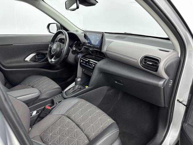 Toyota YARIS Cross 1.5 Hybrid Executive | Pano | Stoelverwarming |