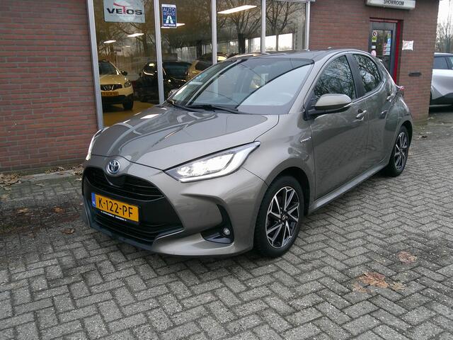 Toyota YARIS 1.5 Hybrid Business Plus