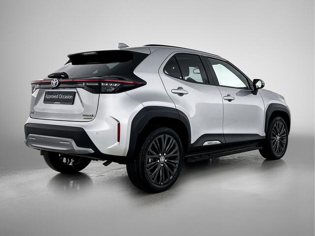 Toyota YARIS Cross 1.5 Hybrid Adventure AWD | JBL | Head-up display | Panoramadak | Dodehoek detectie | Parkeersensoren voor+achter | Elektrische Achterklep | Draadloze telefoonlader
