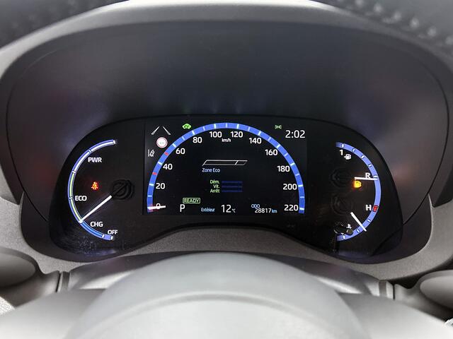 Toyota YARIS Cross 1.5 Hybrid Adventure AWD | JBL | Head-up display | Panoramadak | Dodehoek detectie | Parkeersensoren voor+achter | Elektrische Achterklep | Draadloze telefoonlader