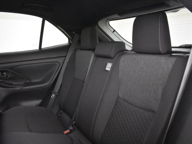 Toyota YARIS Cross 1.5 Hybrid 115 Style | Stuur + Stoelverw. | Keyless | Carplay |