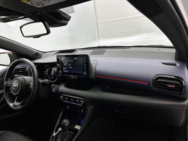 Toyota YARIS 1.5 Hybrid Style | Parkeersensoren Achter | Head Up Display | Stoel / Stuurwielverwarming | Apple Carplay / Android Auto |