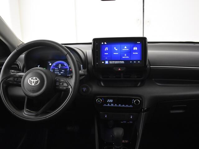 Toyota YARIS 1.5 Hybrid 115 Style | PDC V+A | BSM | Stuur en Stoelverwarming
