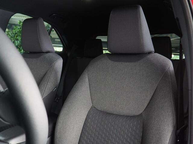 Toyota YARIS Cross 1.5 Hybrid 130 Dynamic | Dodehoekdetectie | Parkeersensoren Voor en Achter | Stuurwiel- En Stoelverwarming | Botsherkenning | Grootlichtassistent