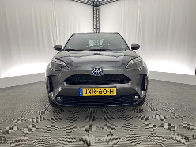 Toyota YARIS Cross 1.5 Hybrid Dynamic | Apple carplay | Stoel, stuur en voorruitverwarming | Navi | Camera | Adapt. cruise