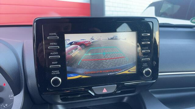 Toyota YARIS 1.5 Hybrid Active CAMERA / CARPLAY / NAVI / CLIMA / BLUETOOTH / ACC / NL-AUTO