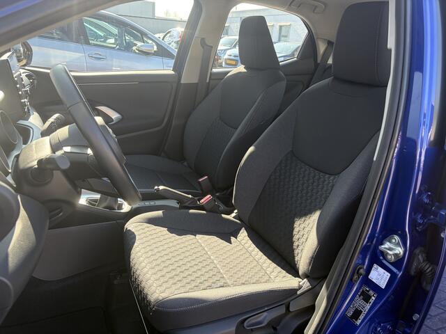 Toyota YARIS 1.5 VVT-i Dynamic NL BTW Auto Dealer Onderhouden Keyless Maar 6282km!