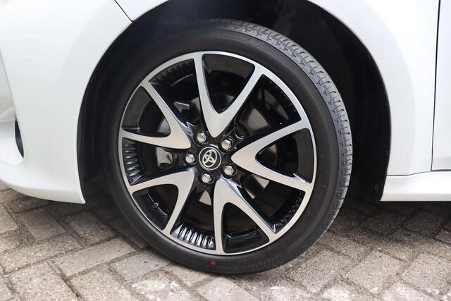 Toyota YARIS 1.5 Hybrid Bitone, Half Leder , Stoelverwarming
