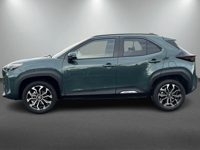 Toyota YARIS Cross 1.5 Hybride 130 pk Black Edition, Safety + Winter pakket.