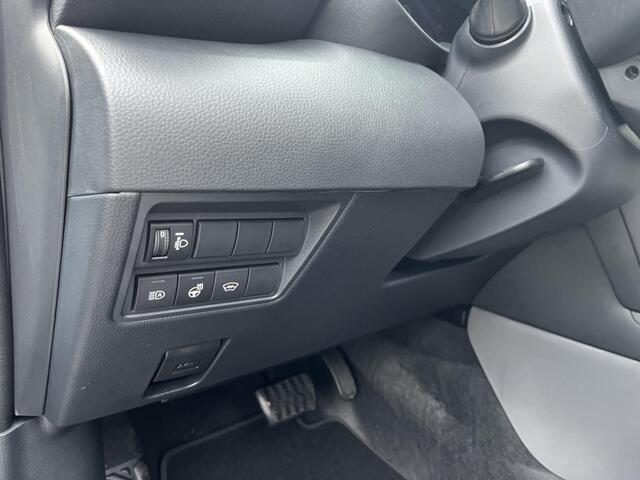 Toyota YARIS Cross 1.5 Hybride 130 pk Black Edition, Safety + Winter pakket.