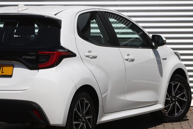 Toyota YARIS 1.5 Hybrid Dynamic Carplay / Camera