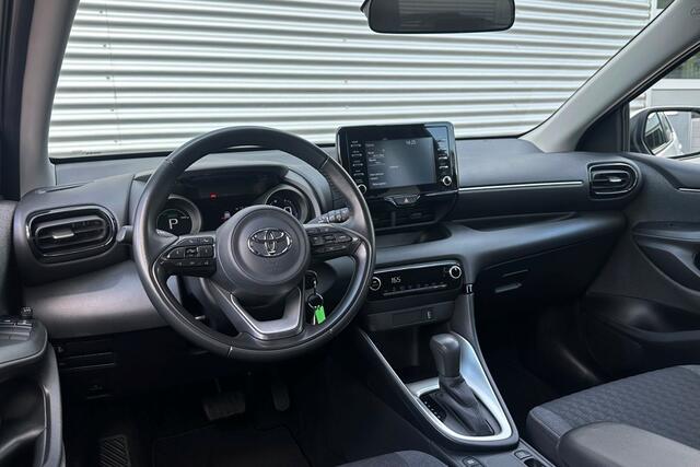 Toyota YARIS 1.5 Hybrid Dynamic Carplay / Camera