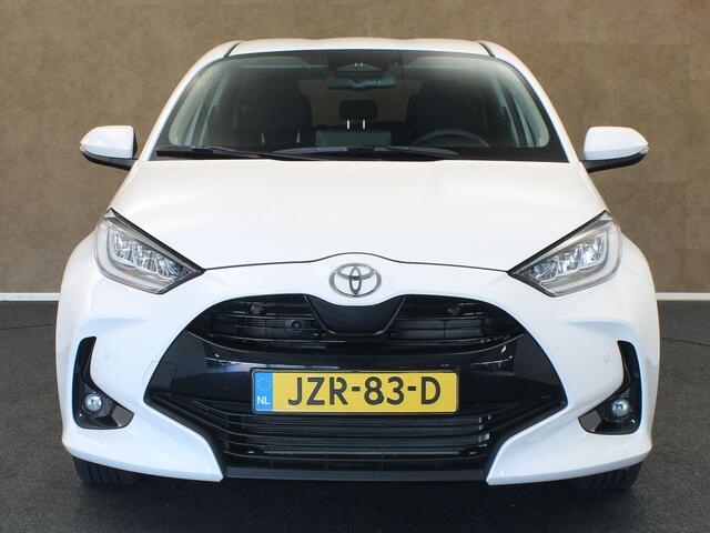 Toyota YARIS 1.5 Hybrid 115 Dynamic - CLIMATE CONTROL - VOORSTOELEN VERWARMD - STUURVERWARMING - DODEHOEKDETECTIE - ACHTERUITRIJCAMERA - PARKEERSENSOREN VOOR EN ACHTER - APPLE CARPLAY/ANDROID AUTO - DRAADLOZE TELEFOONLADER
