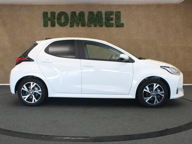 Toyota YARIS 1.5 Hybrid 115 Dynamic - CLIMATE CONTROL - VOORSTOELEN VERWARMD - STUURVERWARMING - DODEHOEKDETECTIE - ACHTERUITRIJCAMERA - PARKEERSENSOREN VOOR EN ACHTER - APPLE CARPLAY/ANDROID AUTO - DRAADLOZE TELEFOONLADER